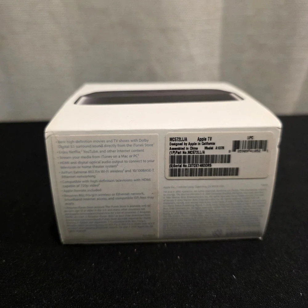 Apple TV Media Streamer with Box 2nd Generation A1378 MC572LL/A Black 720p HD